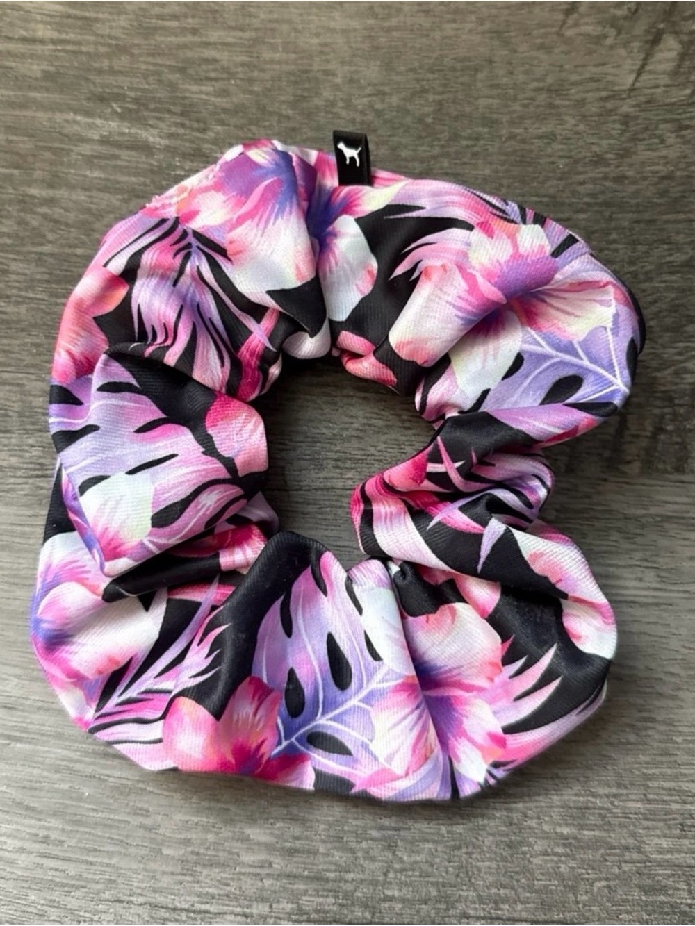 Victoria secret pink scrunchie